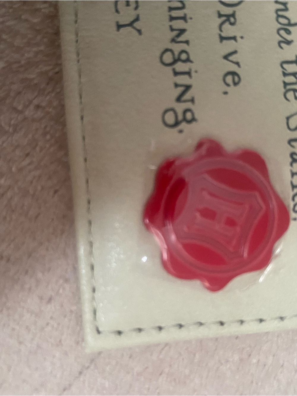 Cream Card Holder with Pink Wax Seal Accent - Picture 4 of 4
